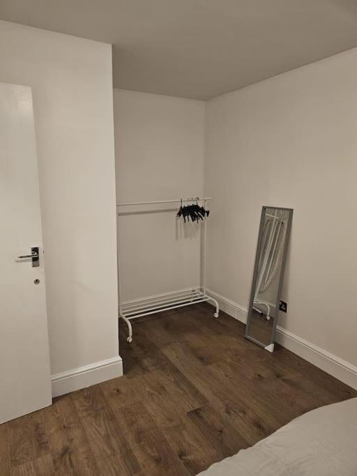 Beautiful Garden Flat Near Central London Ngoại thất bức ảnh