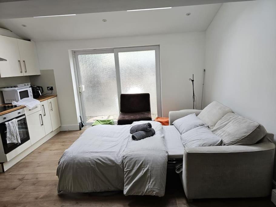 Beautiful Garden Flat Near Central London Ngoại thất bức ảnh